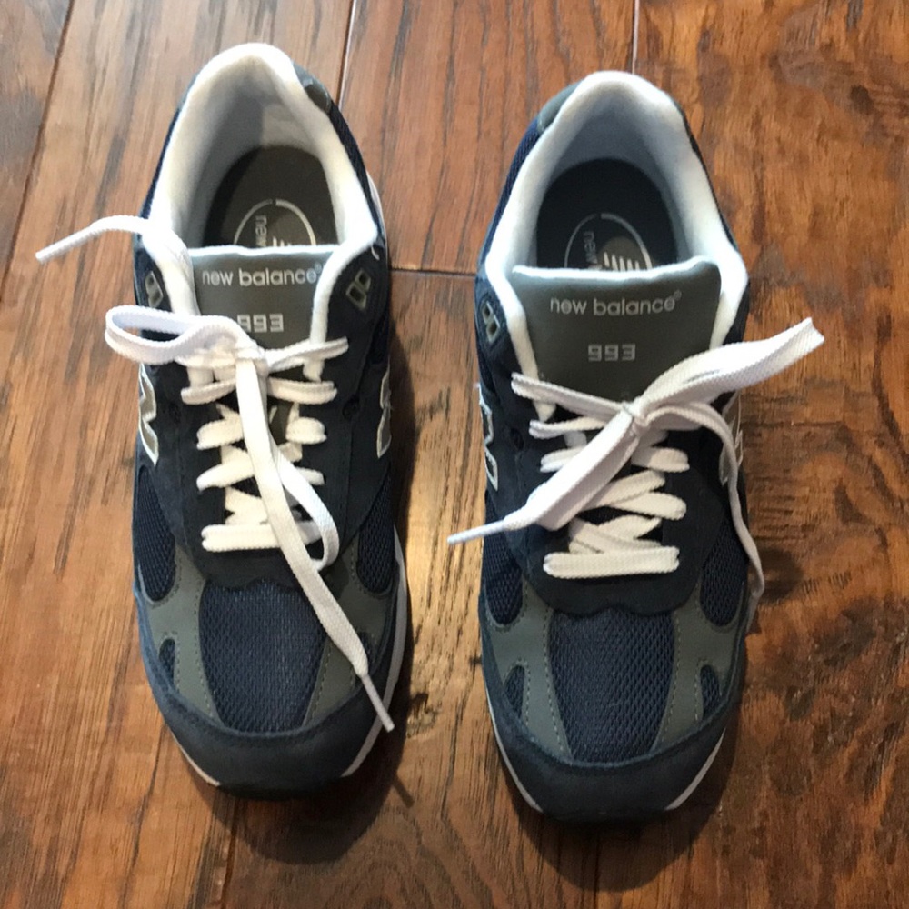New Balance Tennis Shoes